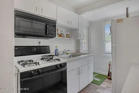 658 Young Street Melbourne FL 32935