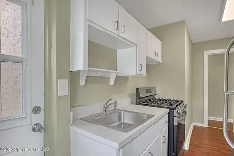 658 Young Street Melbourne FL 32935