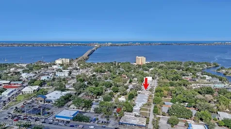 658 Young Street Melbourne FL 32935
