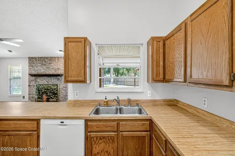380 Narragansett Street NE Palm Bay FL 32907
