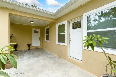 175 NW Valencia Road Melbourne FL 32904