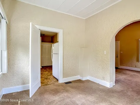 224 S Salisbury Avenue Deland FL 32720