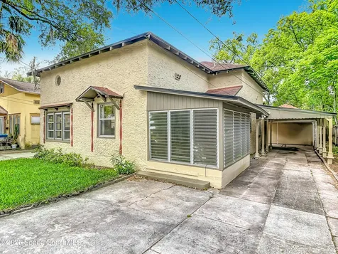 224 S Salisbury Avenue Deland FL 32720