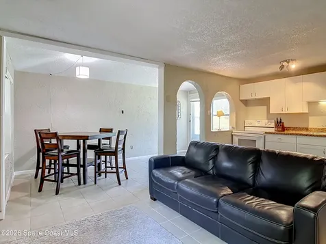 224 S Salisbury Avenue Deland FL 32720