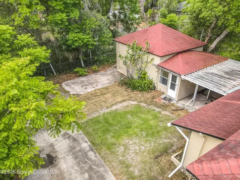 224 S Salisbury Avenue Deland FL 32720