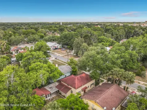 224 S Salisbury Avenue Deland FL 32720