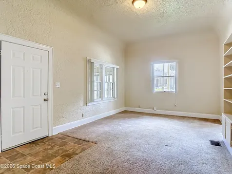 224 S Salisbury Avenue Deland FL 32720