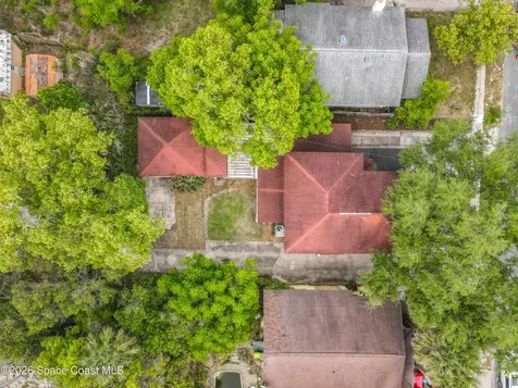 224 S Salisbury Avenue Deland FL 32720