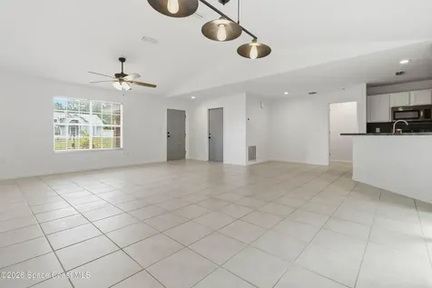 582 Sea Crest Avenue SW Palm Bay FL 32908