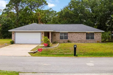 582 Sea Crest Avenue SW Palm Bay FL 32908