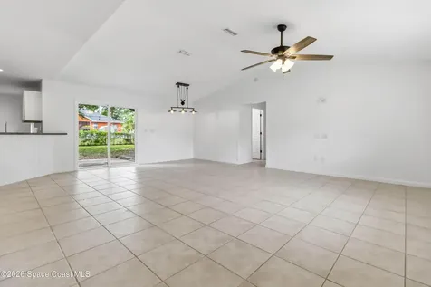 582 Sea Crest Avenue SW Palm Bay FL 32908