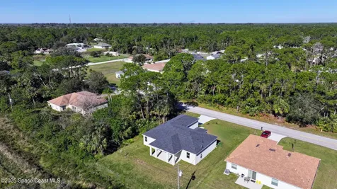 314 Falls Church Street SW Palm Bay FL 32908