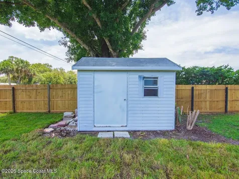 405 12th Avenue Vero Beach FL 32962