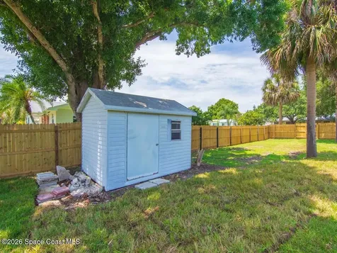 405 12th Avenue Vero Beach FL 32962