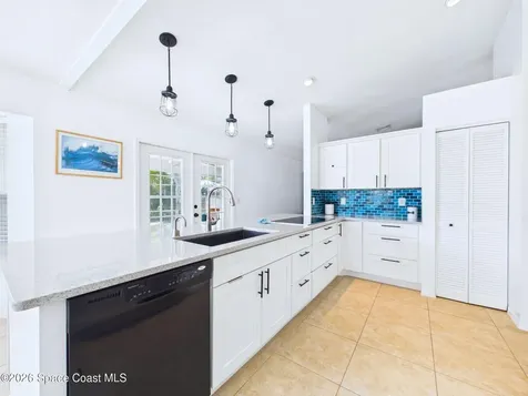 638 Carnival Terrace Sebastian FL 32958