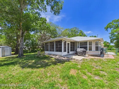 638 Carnival Terrace Sebastian FL 32958