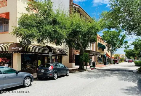 1706 Pineda Street Cocoa FL 32922