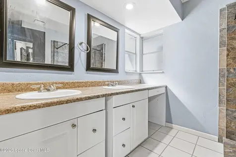 907 Gatewood Court NE Palm Bay FL 32905