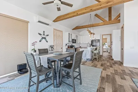 18 Vip Island Grant-valkaria FL 32949