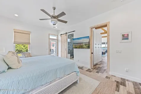 18 Vip Island Grant-valkaria FL 32949