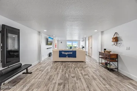 18 Vip Island Grant-valkaria FL 32949