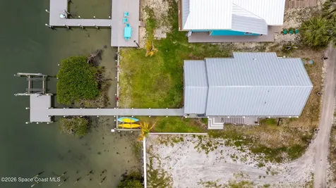 18 Vip Island Grant-valkaria FL 32949