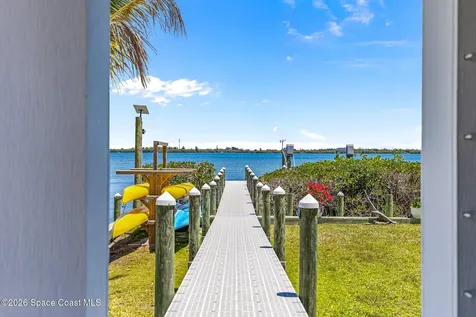 18 Vip Island Grant-valkaria FL 32949