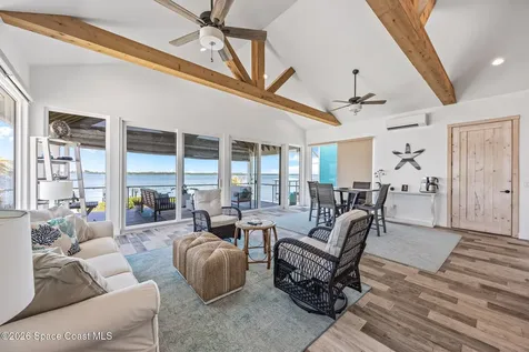 18 Vip Island Grant-valkaria FL 32949