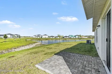 906 Dockside Drive SW Palm Bay FL 32908