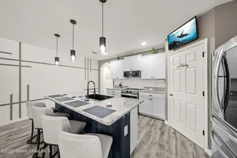 2043 Farmhouse Road SE Palm Bay FL 32909