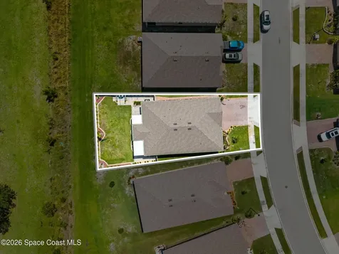 2043 Farmhouse Road SE Palm Bay FL 32909