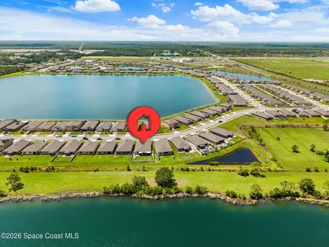 2043 Farmhouse Road SE Palm Bay FL 32909