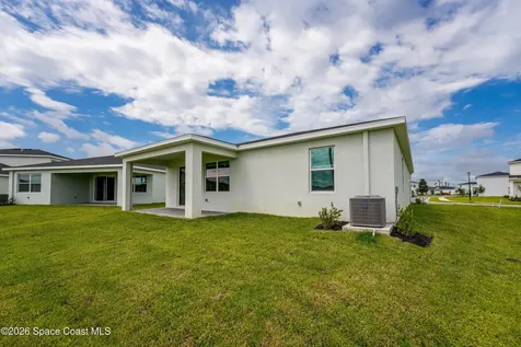 2285 Majorelle Drive NW Palm Bay FL 32907