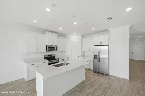 2285 Majorelle Drive NW Palm Bay FL 32907