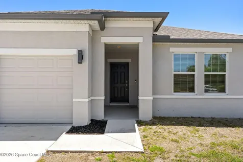 431 Fillmore Avenue NE Palm Bay FL 32907