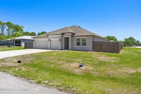 431 Fillmore Avenue NE Palm Bay FL 32907
