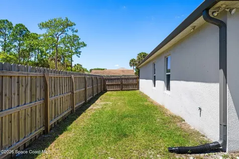 431 Fillmore Avenue NE Palm Bay FL 32907