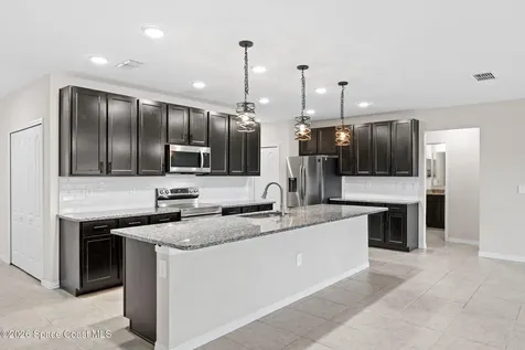 431 Fillmore Avenue NE Palm Bay FL 32907