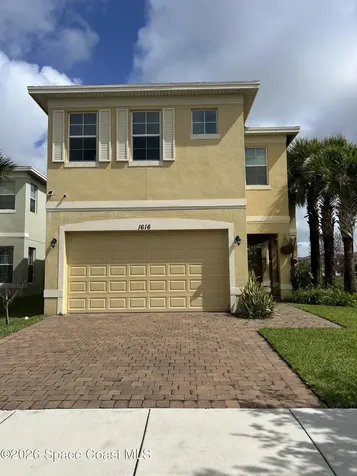 1616 NW Cataluna Circle Port St. Lucie FL 34986