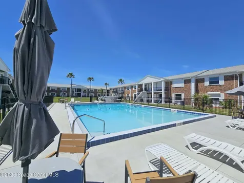 190 E Olmstead Drive Titusville FL 32780