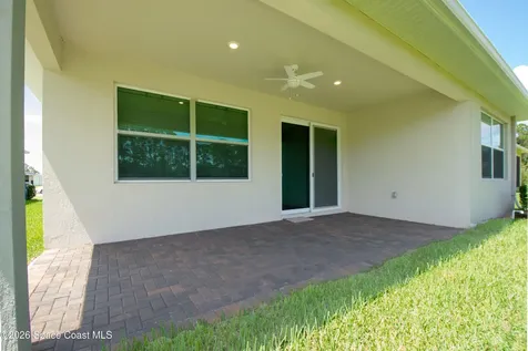 560 Veridian Circle NW Palm Bay FL 32907