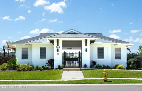 560 Veridian Circle NW Palm Bay FL 32907