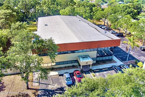 2725 Center Place Melbourne FL 32940