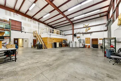 2725 Center Place Melbourne FL 32940