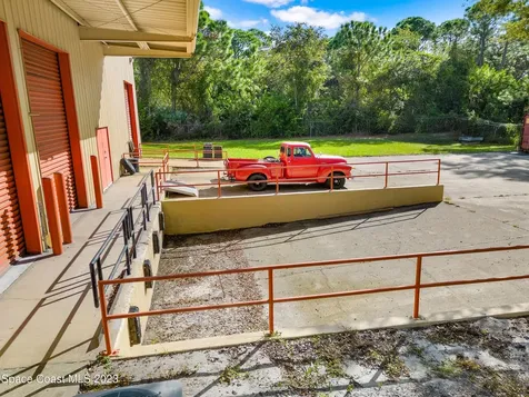2725 Center Place Melbourne FL 32940