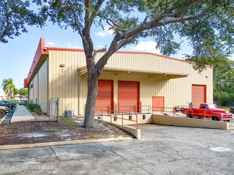 2725 Center Place Melbourne FL 32940