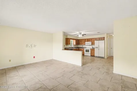 147 E Towne Place Titusville FL 32796