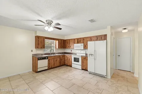 147 E Towne Place Titusville FL 32796
