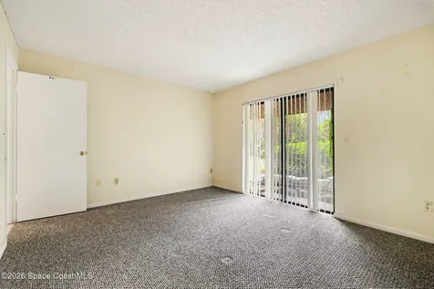 147 E Towne Place Titusville FL 32796