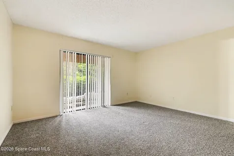 147 E Towne Place Titusville FL 32796